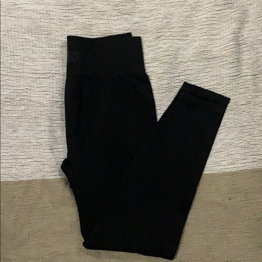 VS Pink Seamless Leggings